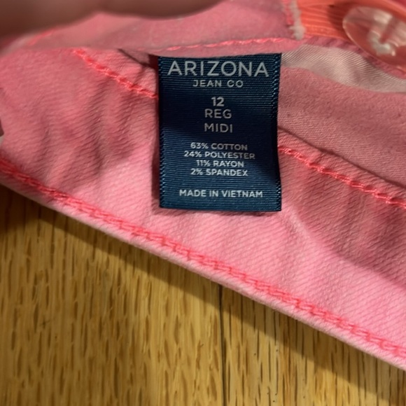 Girls Pink Jean Shorts - Arizona - Size 12 Reg - Picture 2 of 3